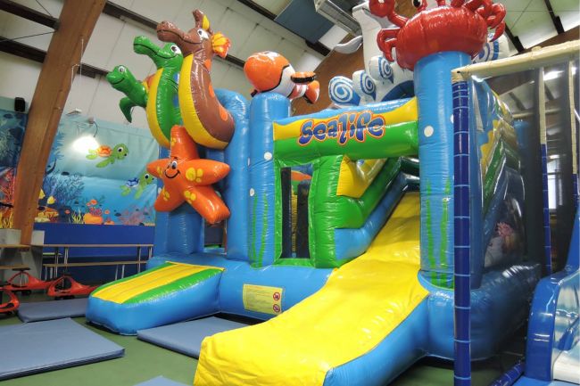 Huepfburg header start 01